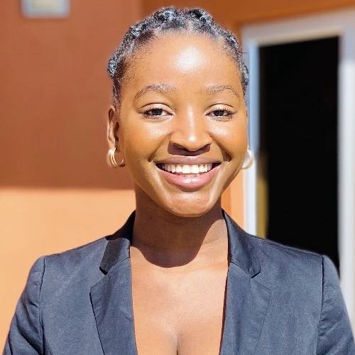 Portrait photo of Ndinelago Ithindi.